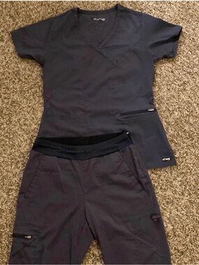 XL Women’s  Black Utility Scrub Set - Grays Anatomy Strech